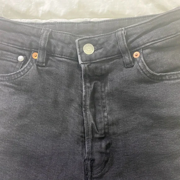 Mom Ultra High Rise Jeans - Picture 5 of 10